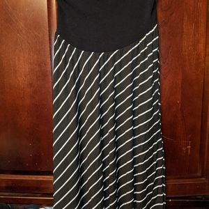 Motherhood maternity skirt large